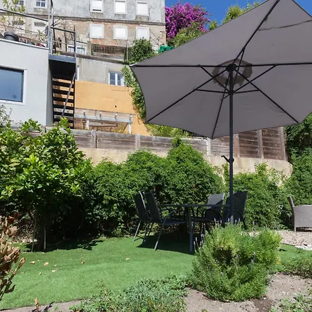 Flh Castle Duplex With Terrace ליסבון